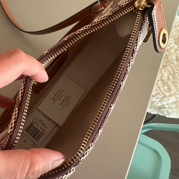 COACH x Tom Wesselmann Swinger - Picture 9 of 9